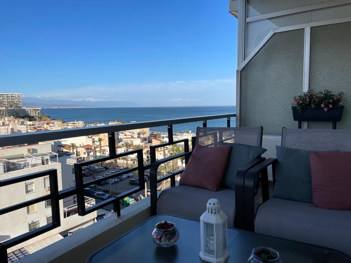 Apartamento Totalmente Reformado Con Piscina Y Jardines Al Lado De La Playa De La Carihuela Torremolinos Esterno foto