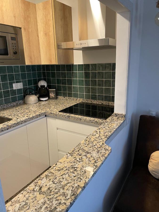 Apartamento Totalmente Reformado Con Piscina Y Jardines Al Lado De La Playa De La Carihuela Torremolinos Esterno foto