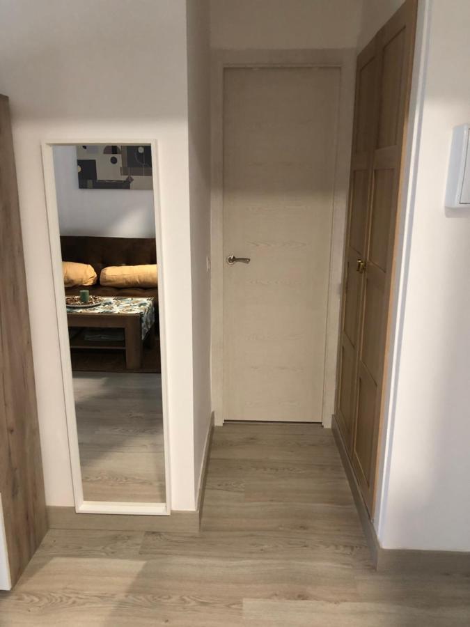 Apartamento Totalmente Reformado Con Piscina Y Jardines Al Lado De La Playa De La Carihuela Torremolinos Esterno foto